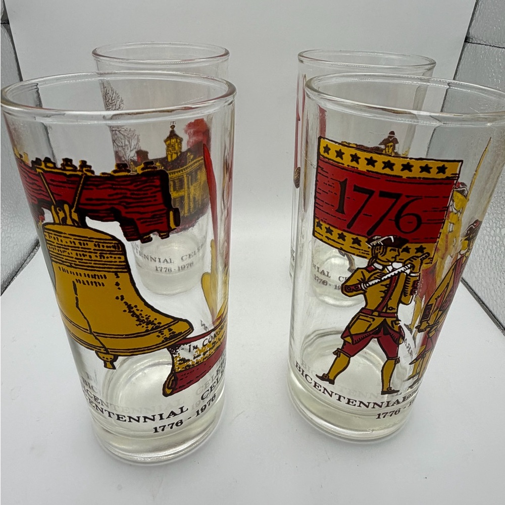 Bicentennial Celebration 1776-1976 highball glasses/tumblers